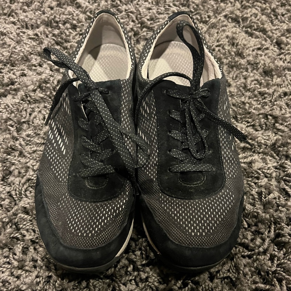 Dansko sneaker